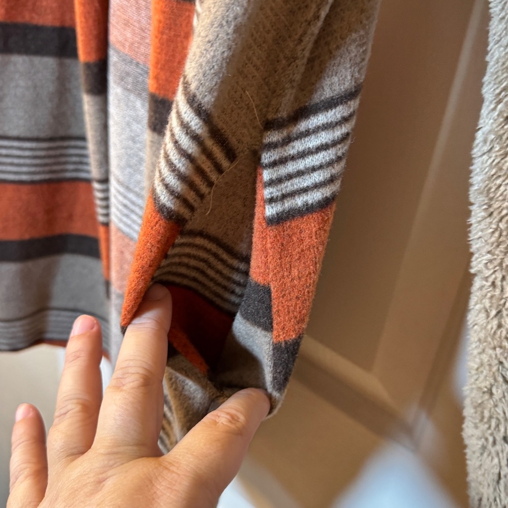 ODDY Tan & Orange‎ Stripe Hooded Cardigan Sweater W/Furry Hood & Long Sleeves - Picture 2 of 6